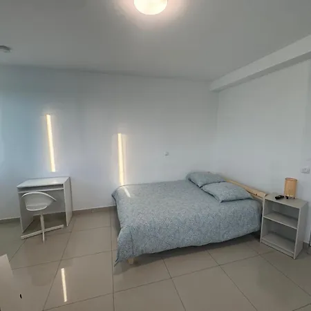 Apartment Quiet Netflix Parking Quick Access To Paris Montfermeil