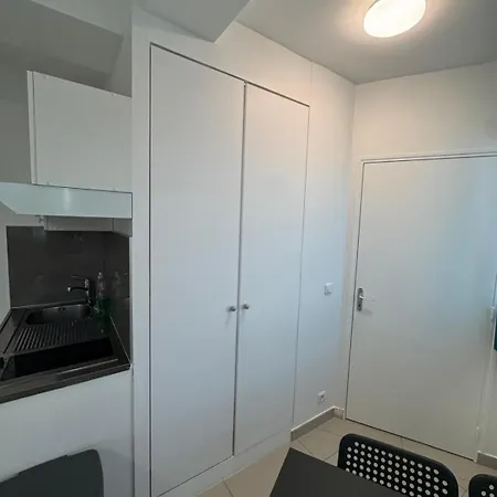 Quiet Netflix Parking Quick Access To Paris * Montfermeil